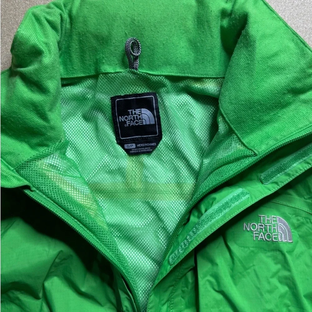 The North Face Hyvent‎ Jacket Men's Full Zip Hooded Green Rain Windbreaker Coat